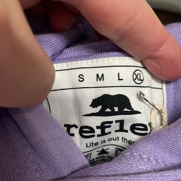 Reflex size XL Super Soft & Stretchy Lavender Hoodie with Pocket & White Accents - Picture 2 of 9